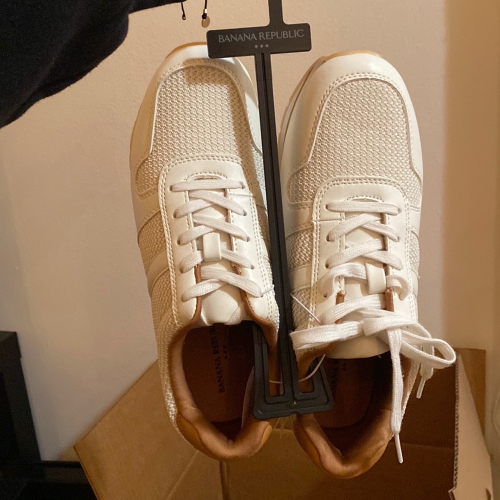 Banana Republic Sneakers